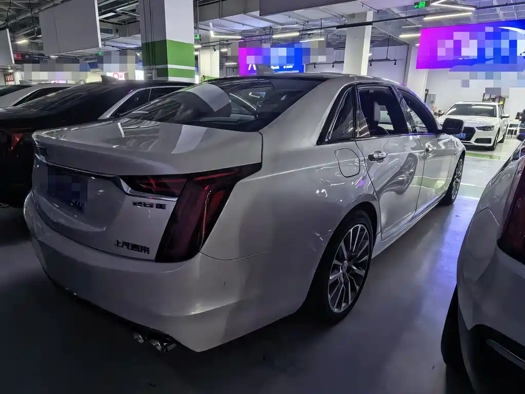 Cadillac CT6 2019 — фото 10