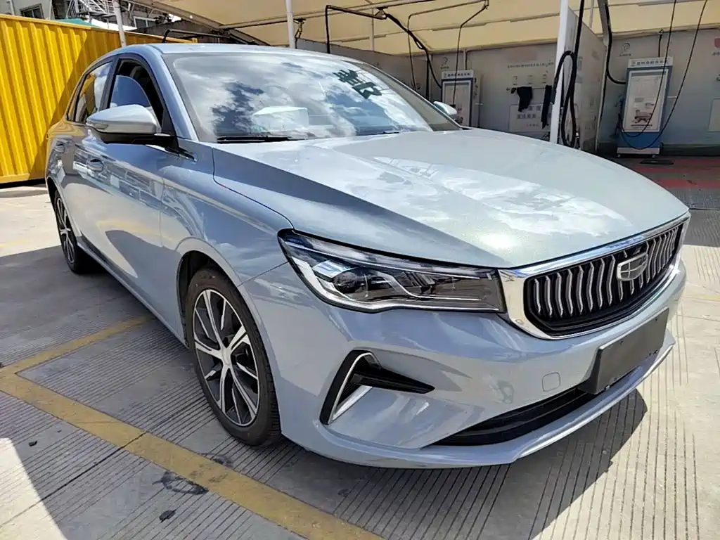Geely Emgrand 2023 — фото 4