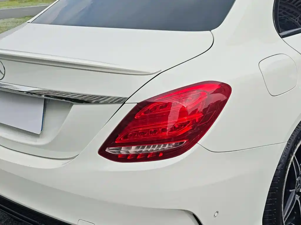 Mercedes-Benz C-Class 2018 — фото 11