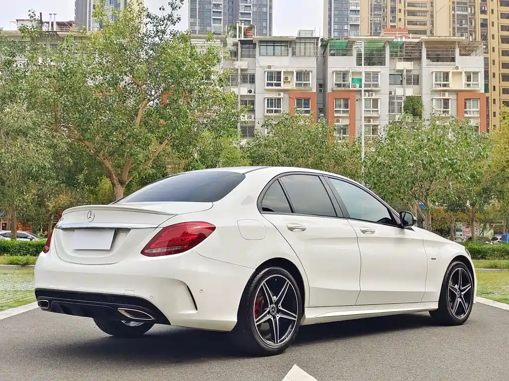 Mercedes-Benz C-Class 2018