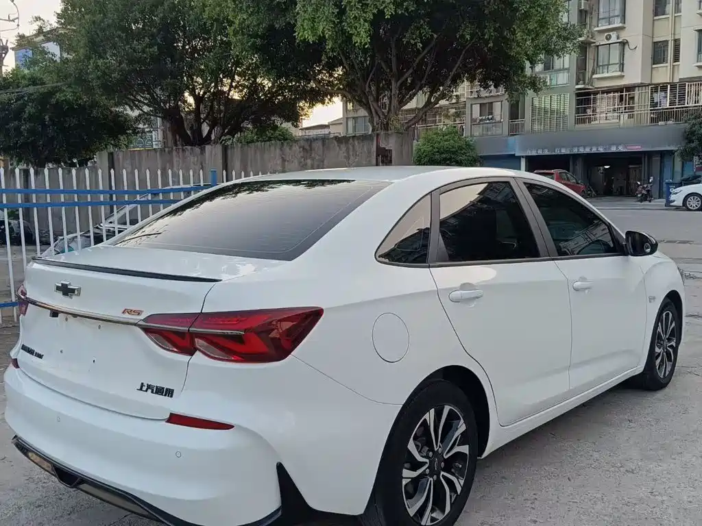 Chevrolet Cruze 2021