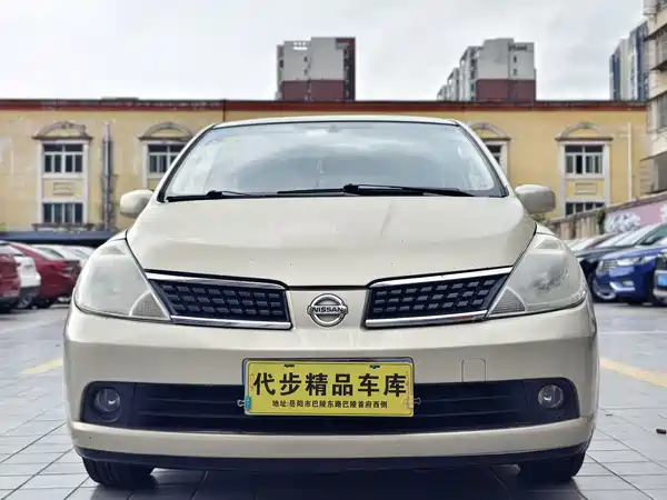 Nissan Tiida 2007