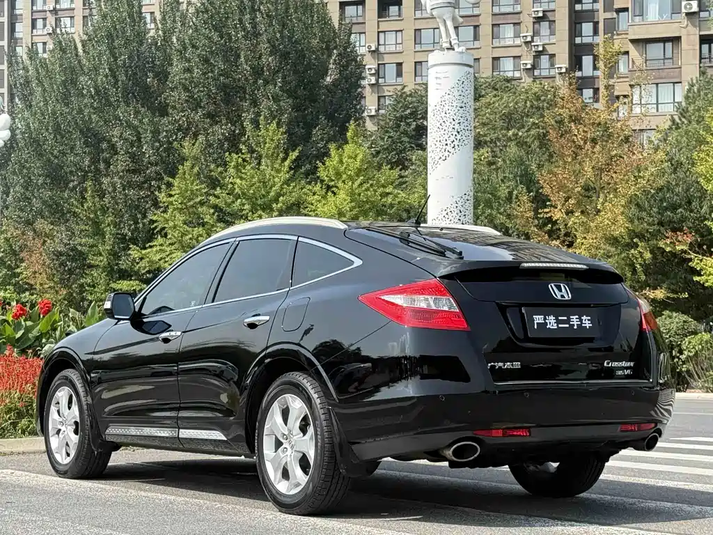 Honda Crosstour 2016 — фото 20