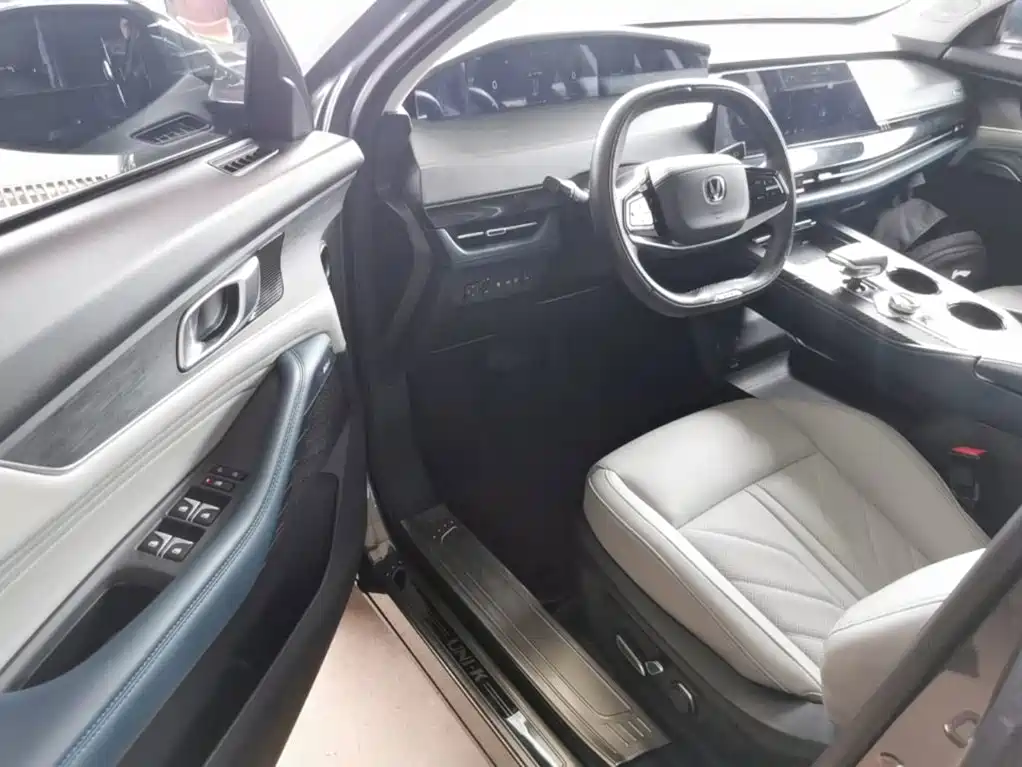 Changan UNI-K Smart Electronic Idd 2023 — фото 15