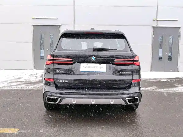 BMW X5 2023