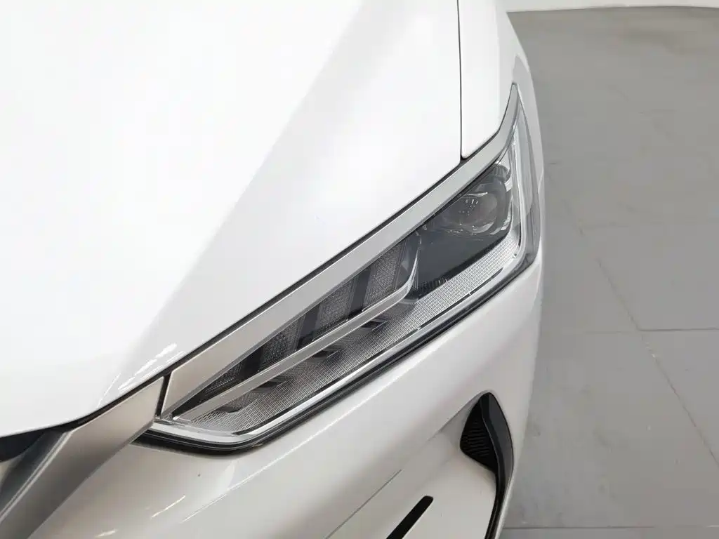 BYD Qin PLUS 2023 — фото 7