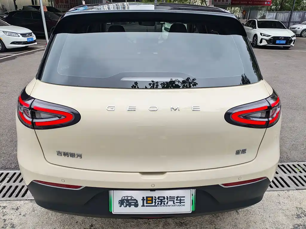 Geely Galaxy Starwish 2025 — фото 32