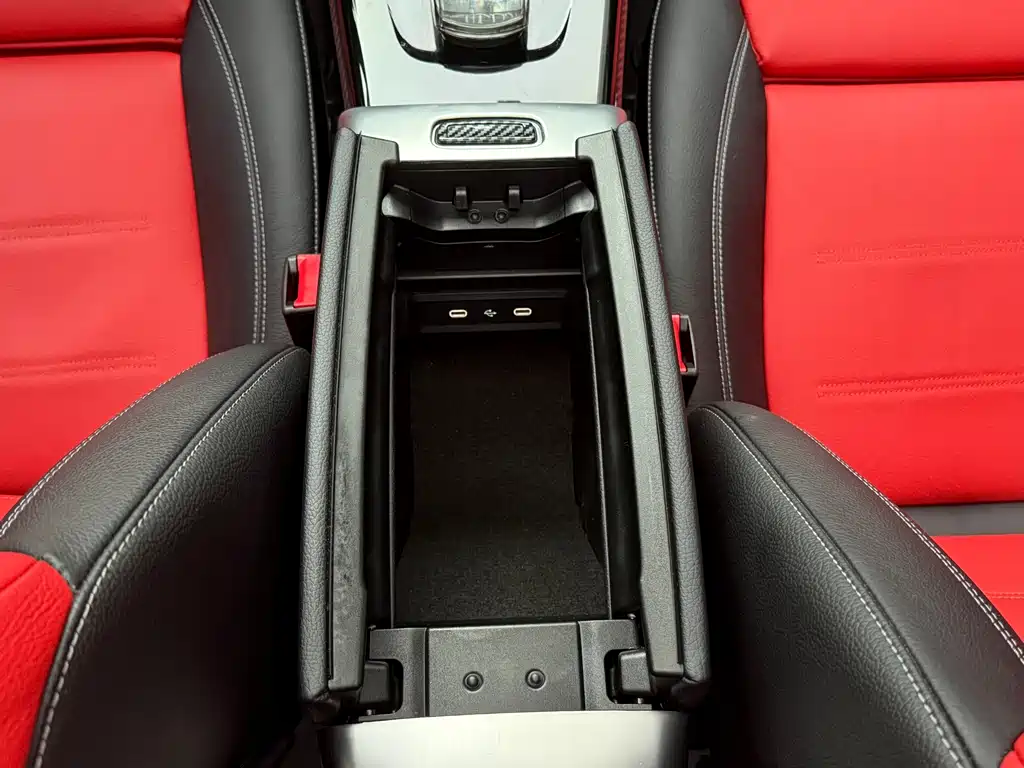Mercedes-Benz A-Class AMG 2024 — фото 13