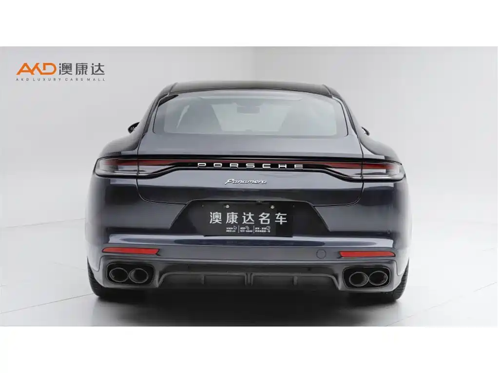 Porsche Panamera 2021