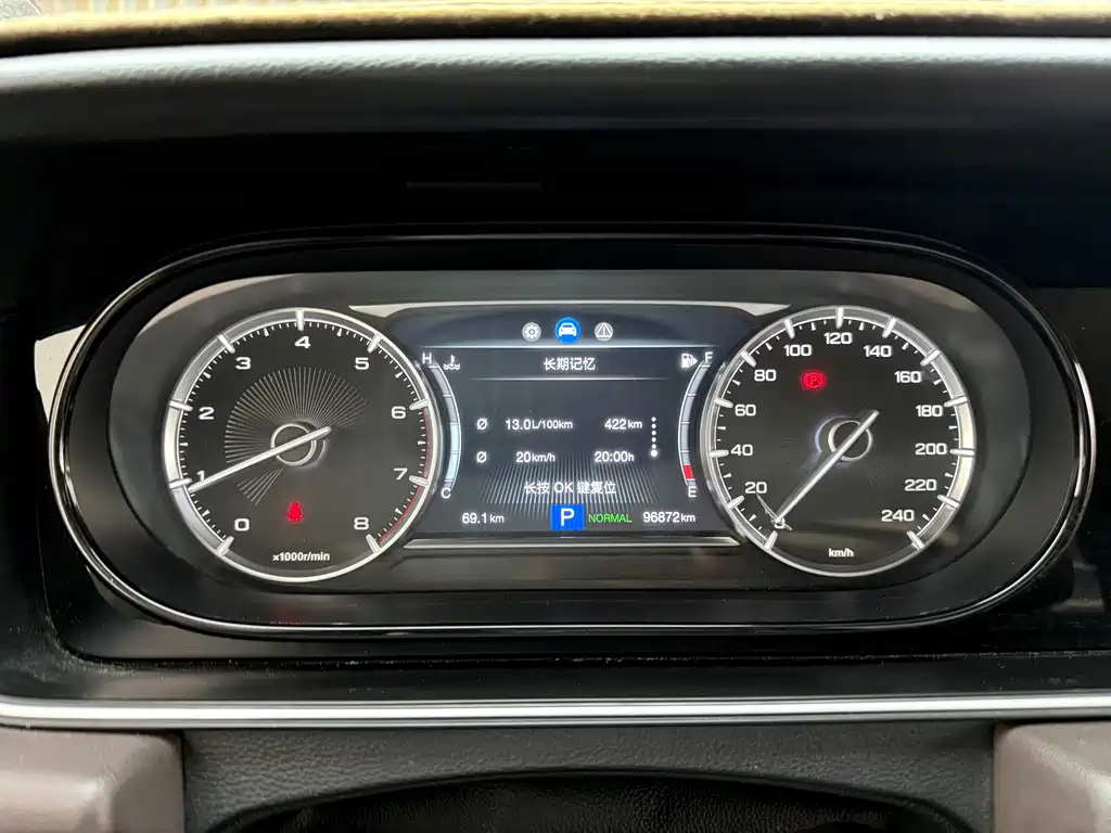 GAC Motor Trumpchi M6 2019 — фото 23