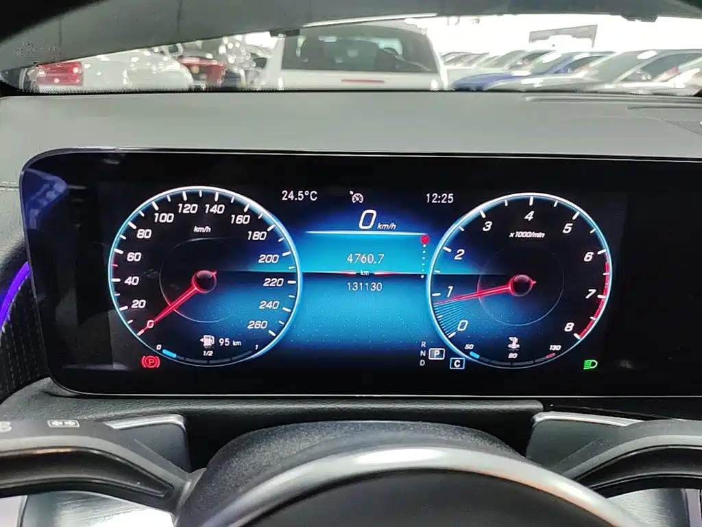 Mercedes-Benz GLB 2021 — фото 12