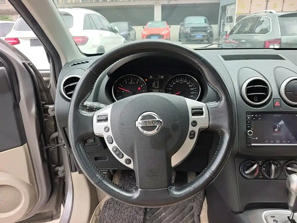 Nissan Qashqai 2015 — фото 17