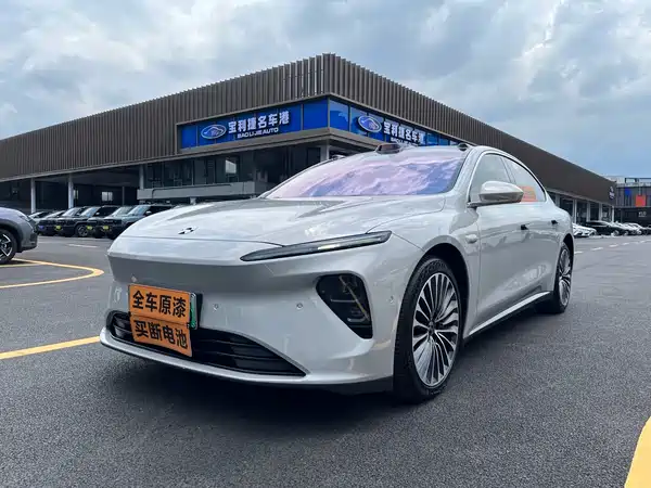 NIO ET7 2023