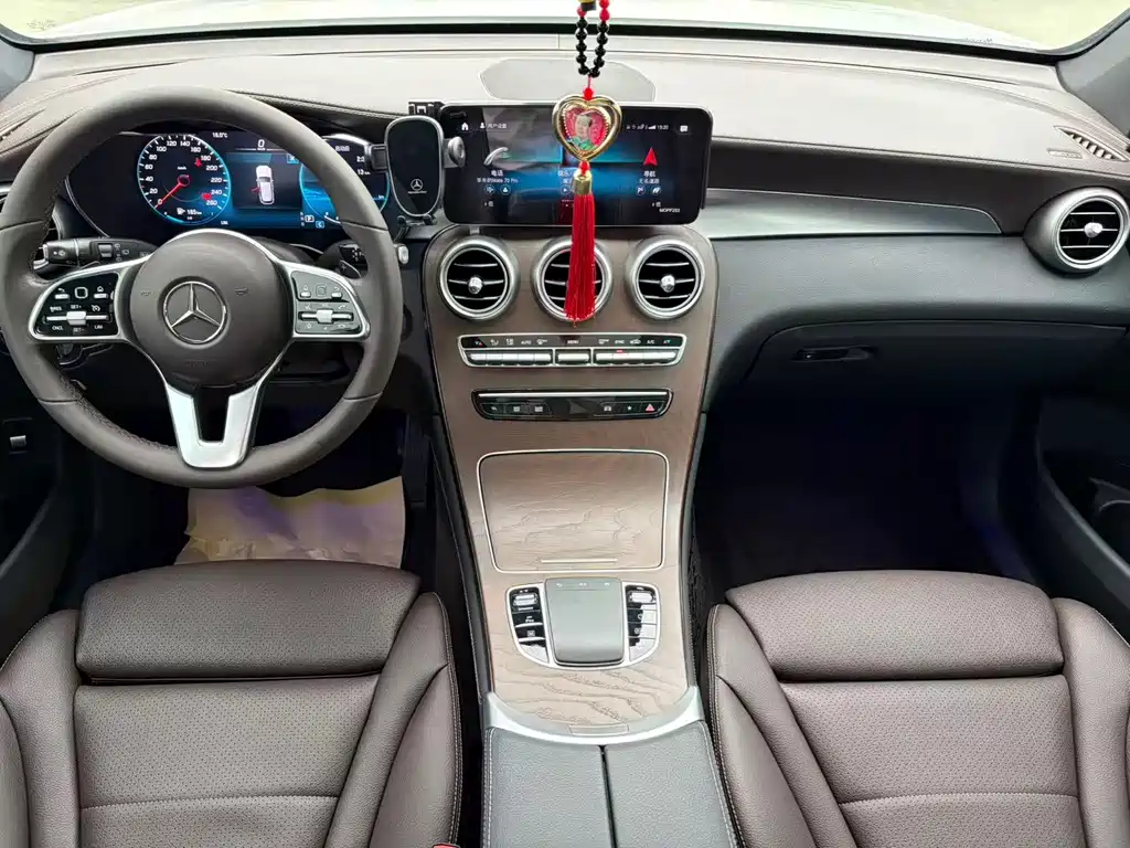 Mercedes-Benz GLC 2020 — фото 10