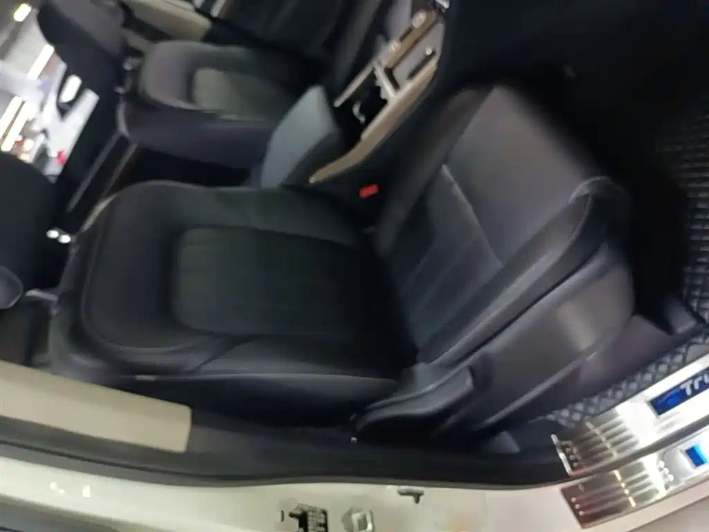 GAC Motor Trumpchi M8 2020 — фото 25