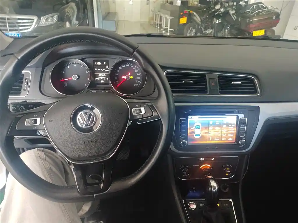 Volkswagen Gran Lavida 2018 — фото 18