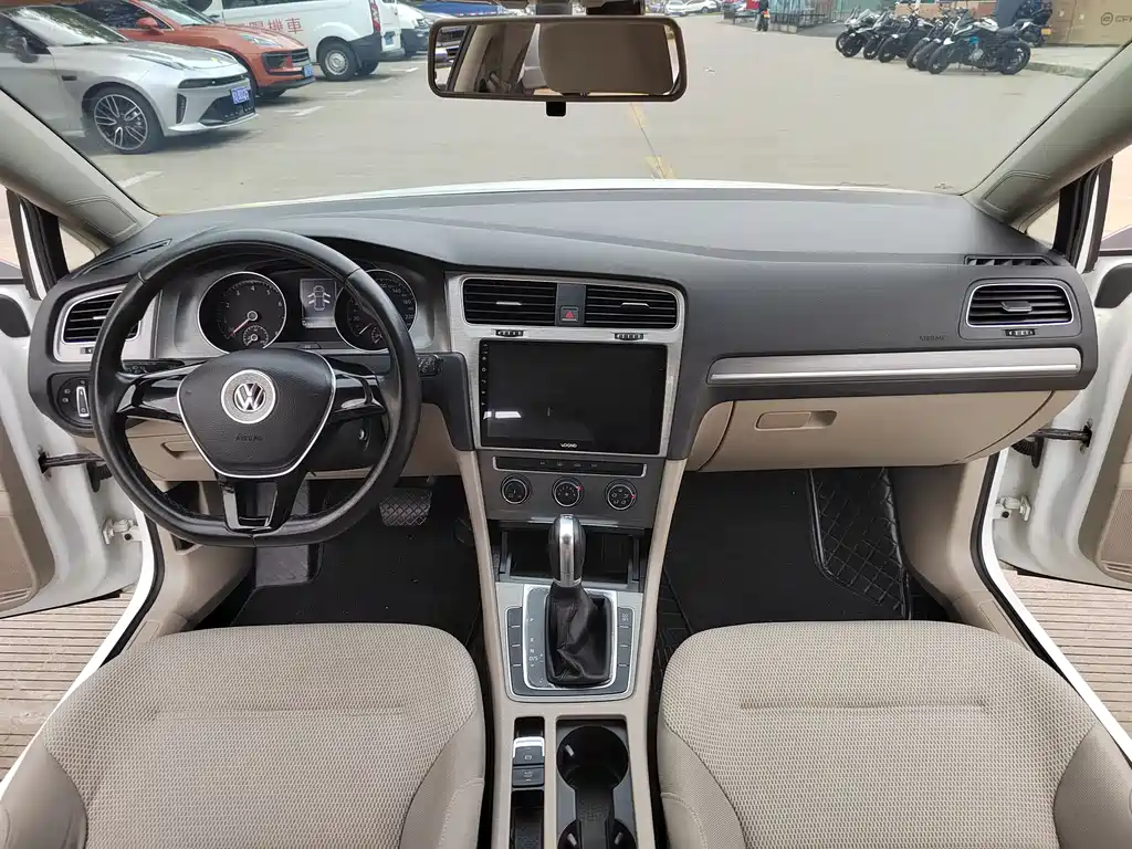 Volkswagen Golf 2015