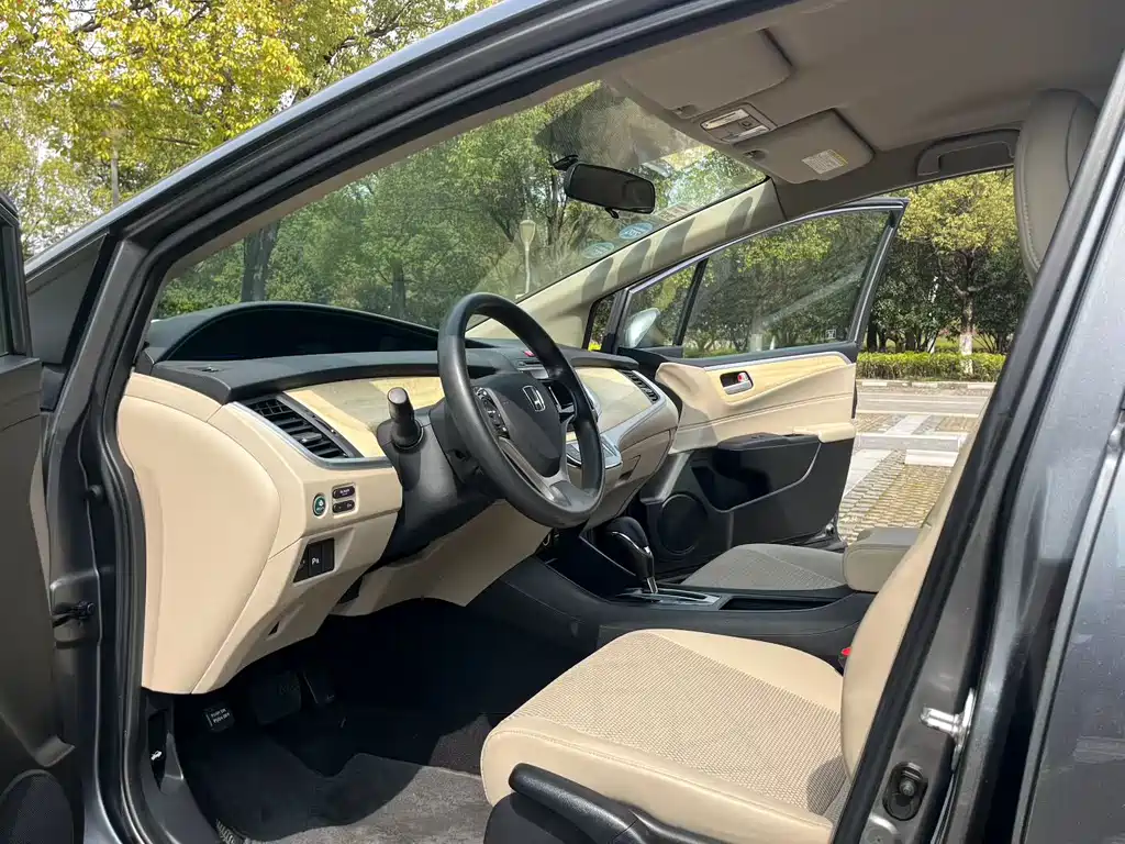 Honda Jade 2014