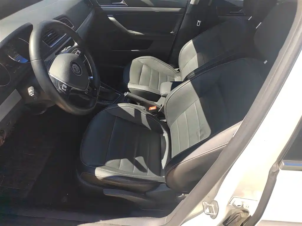 Volkswagen Gran Lavida 2018 — фото 10