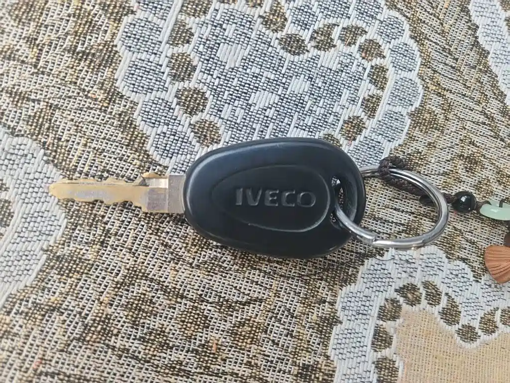 Iveco Proud 2020 — фото 9