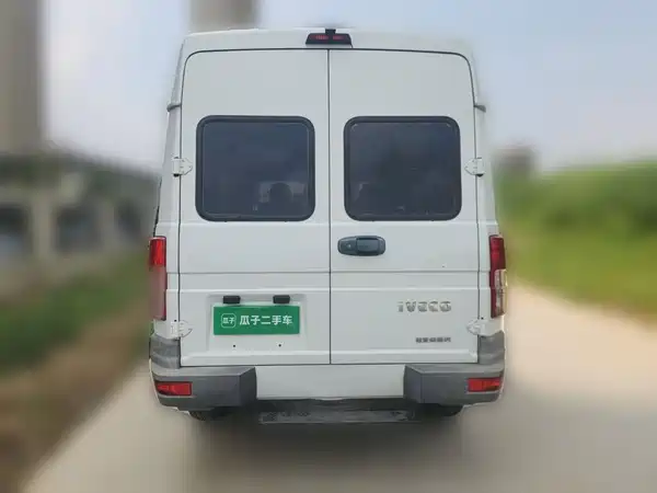 Iveco Proud 2020