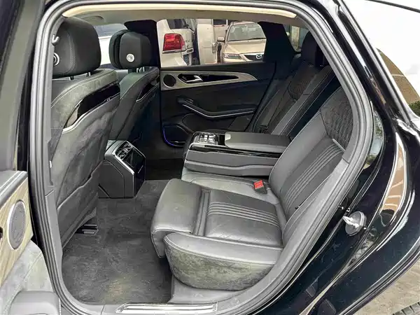 Hongqi H9 2020