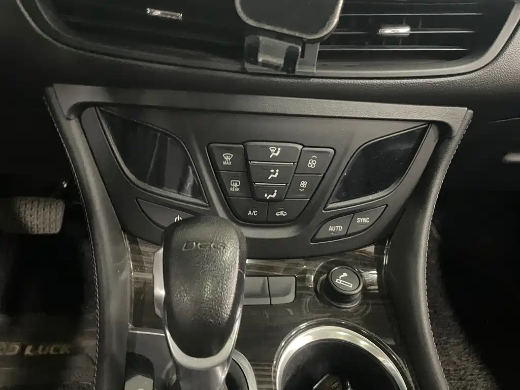 Buick Envision Plus 2020 — фото 14