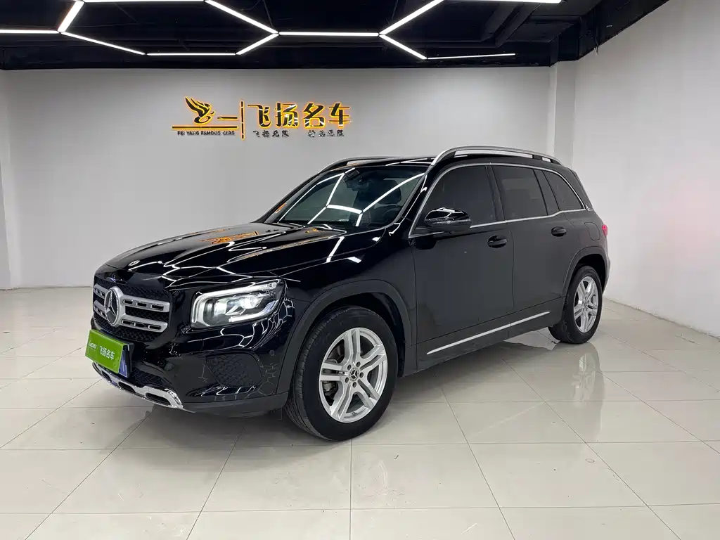 Mercedes-Benz GLB 2023 — фото 1