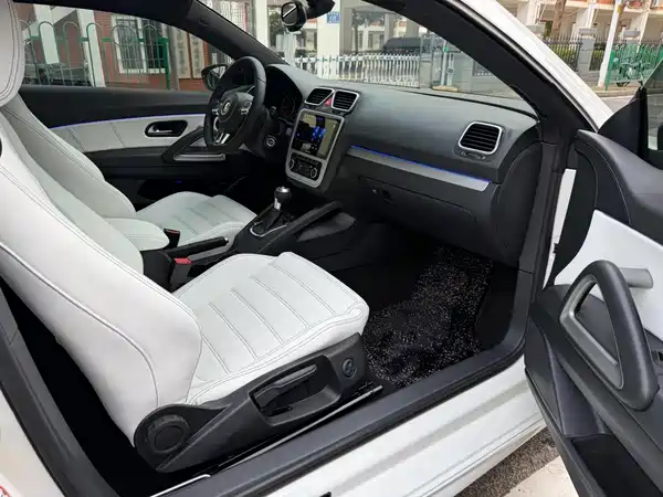Volkswagen Scirocco 2011