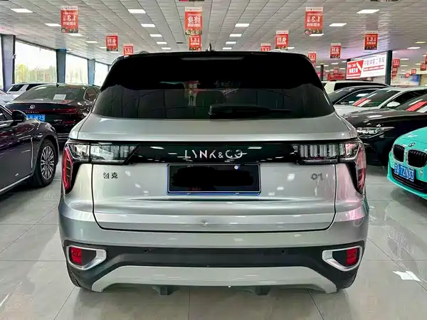 Lynk & Co 01 2018