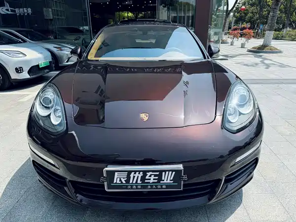 Porsche Panamera 2013
