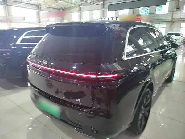 Li Auto L8 2024
