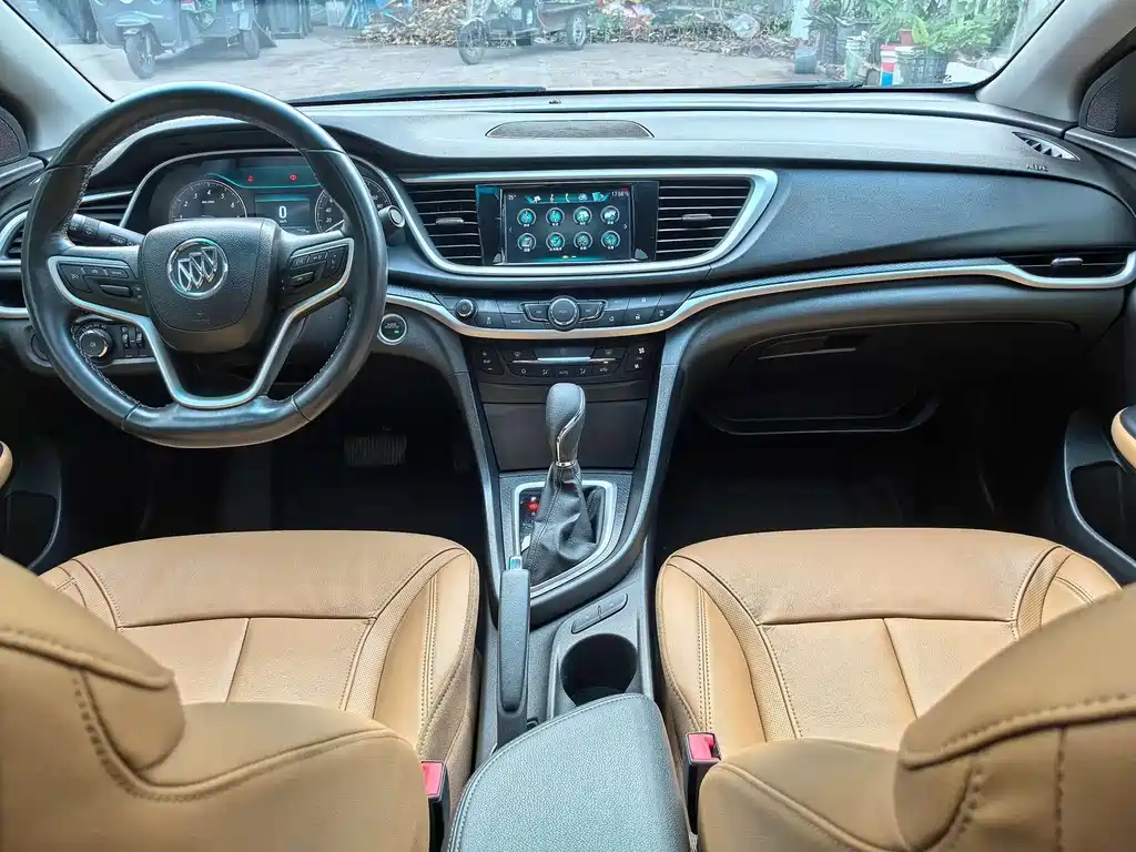 Buick Excelle 2019 — фото 11