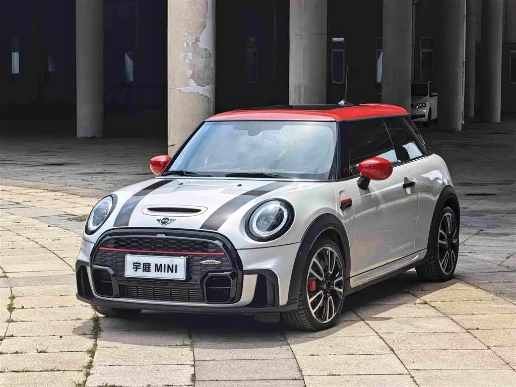 MINI JCW 2022 — фото 1