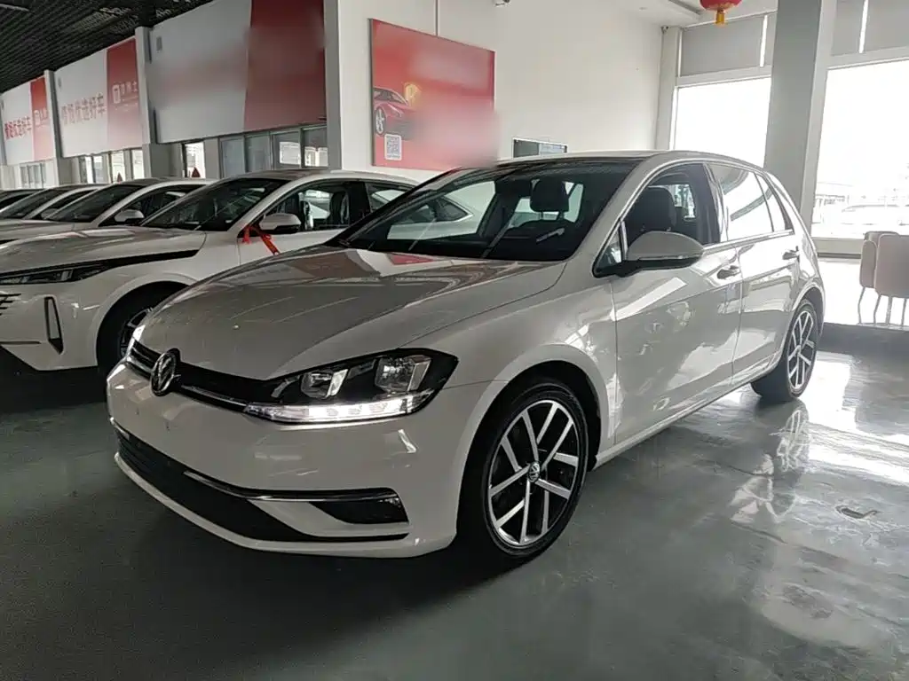 Volkswagen Golf 2020
