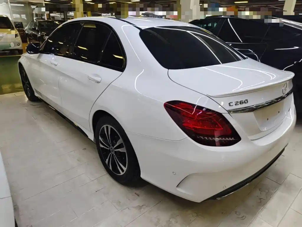 Mercedes-Benz C-Class 2020