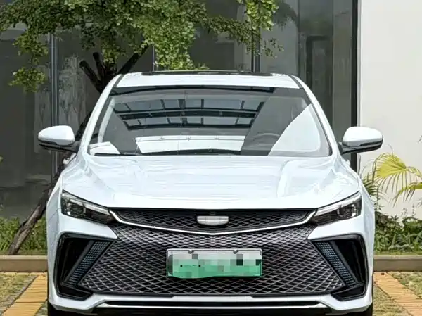Geely Emgrand L Hip 2023