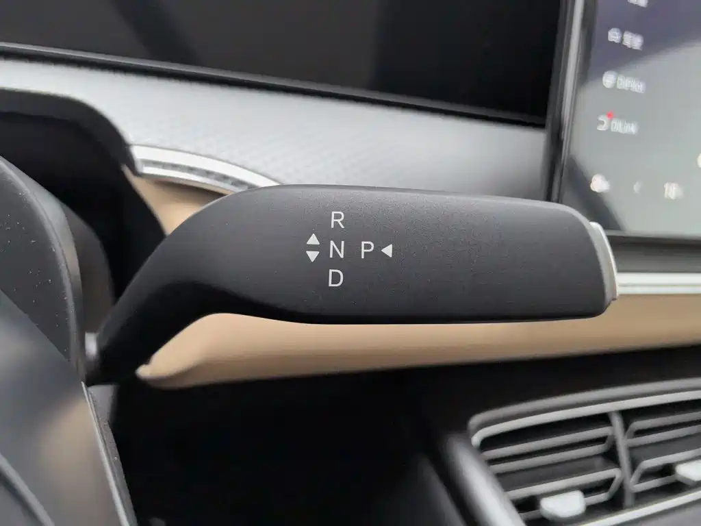 BYD Song Pro New Energy 2026 — фото 13