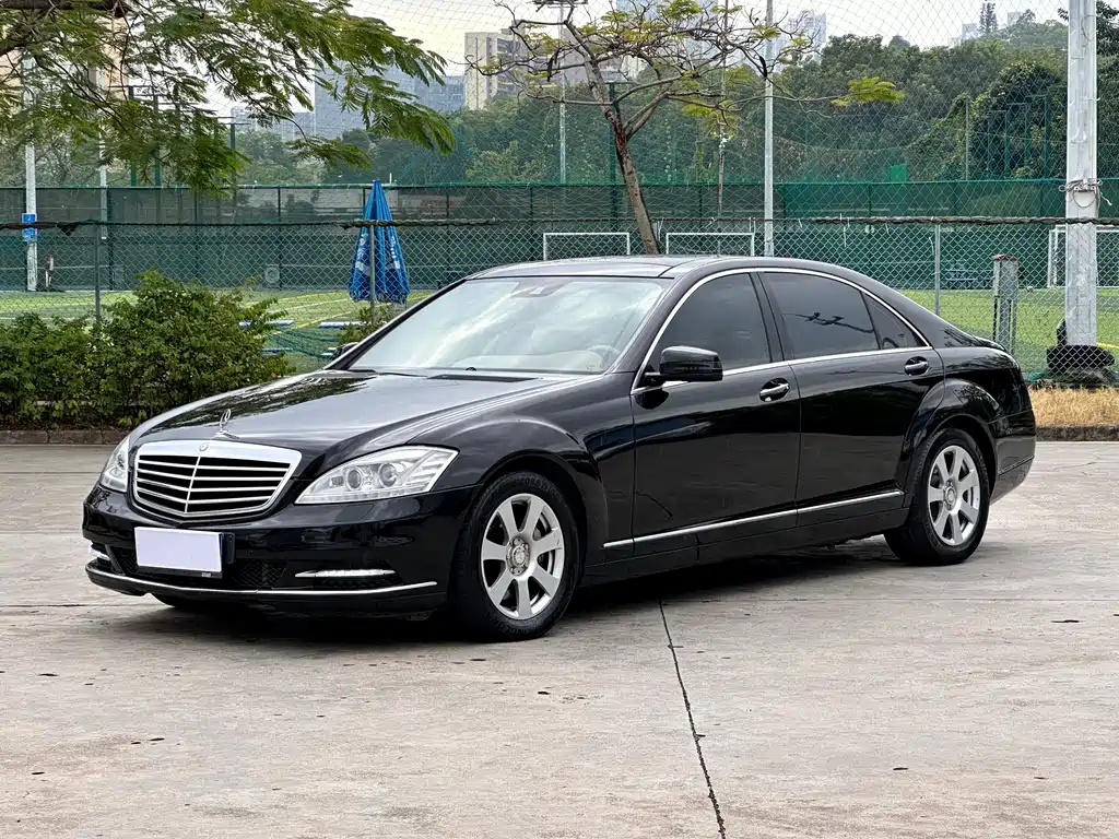 Mercedes-Benz S-Class 2009 — фото 1
