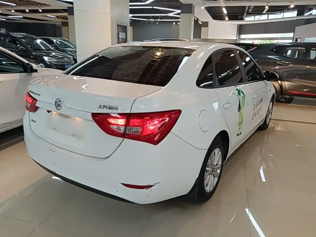 Buick Excelle 2016