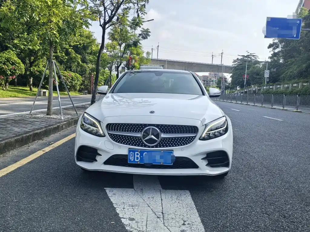 Mercedes-Benz C-Class 2020