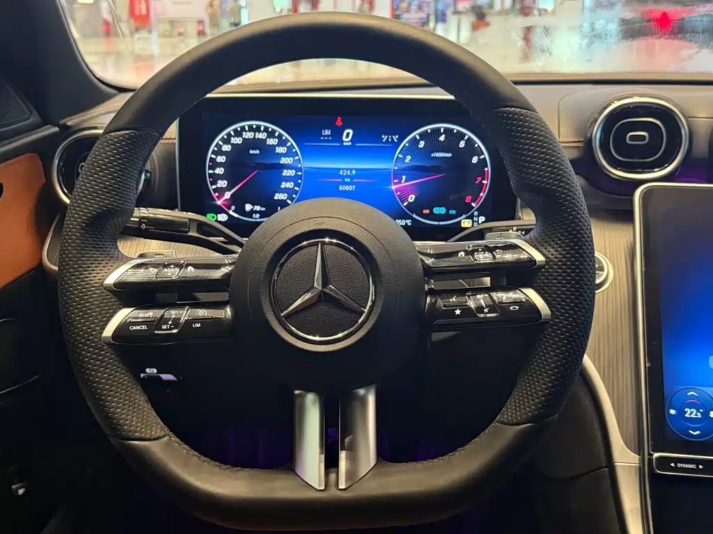 Mercedes-Benz C-Class 2022 — фото 27