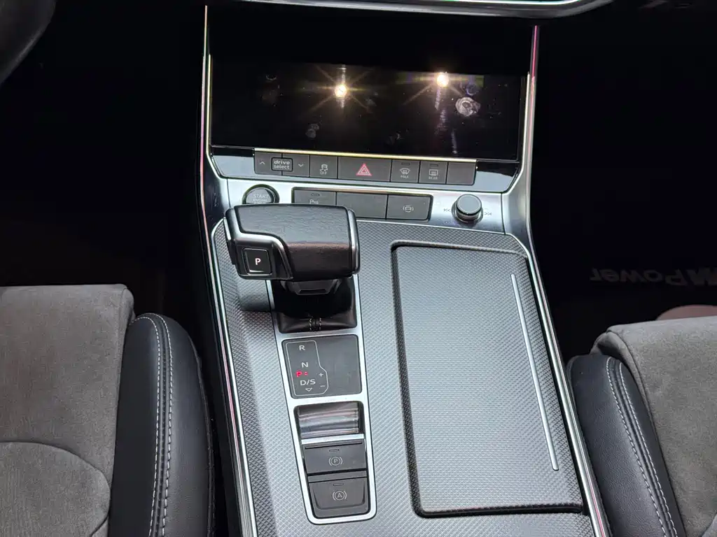 Audi A6L 2021 — фото 10