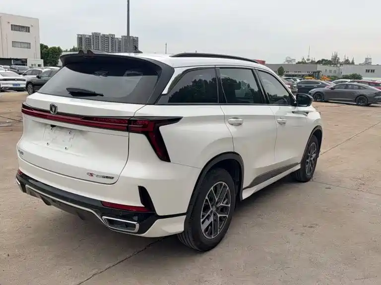 Changan CS75PLUS 2023 — фото 9