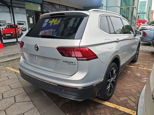 Volkswagen Tiguan L 2018