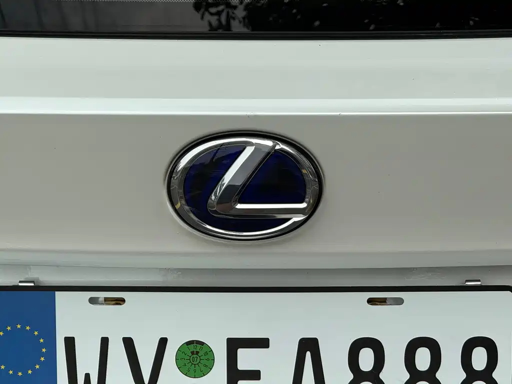 Lexus CT 2018 — фото 17