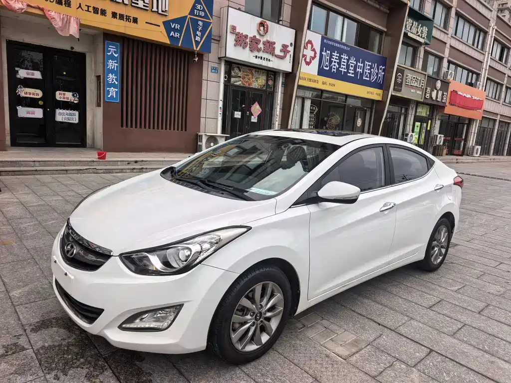 Hyundai Elantra Langdong 2015 — фото 1