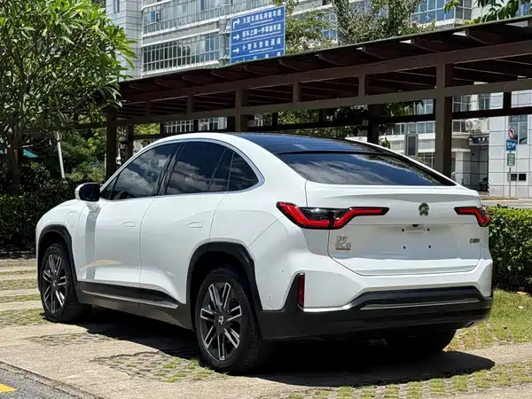 NIO EC6 2020