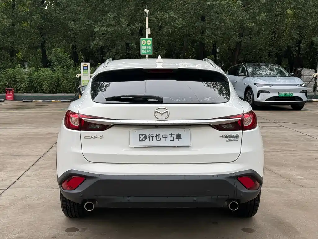 Mazda CX-4 2017 — фото 13