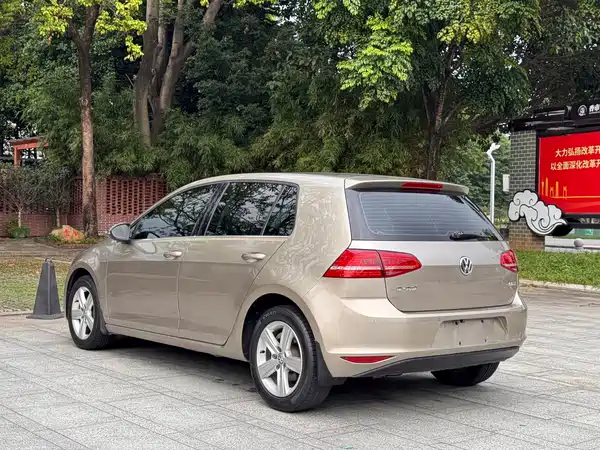 Volkswagen Golf 2016